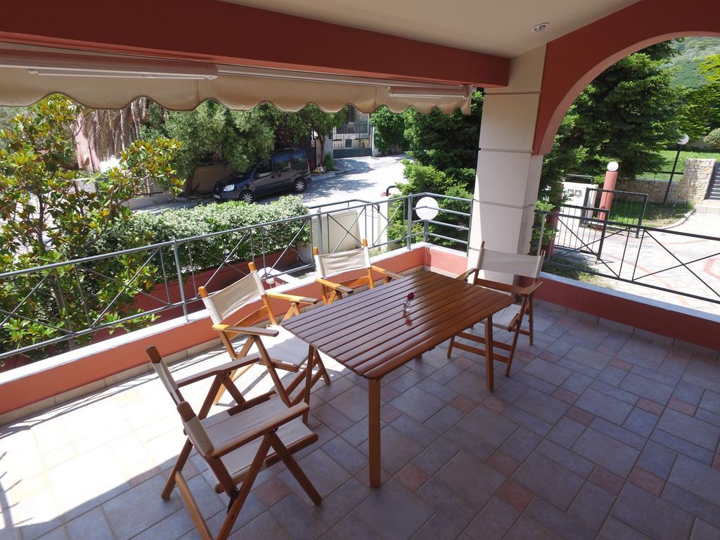 Villaroza Palaiontsiflikion Ngoại thất bức ảnh